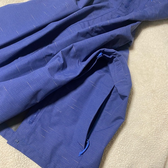 North face rain jacket XS - Picture 6 of 6